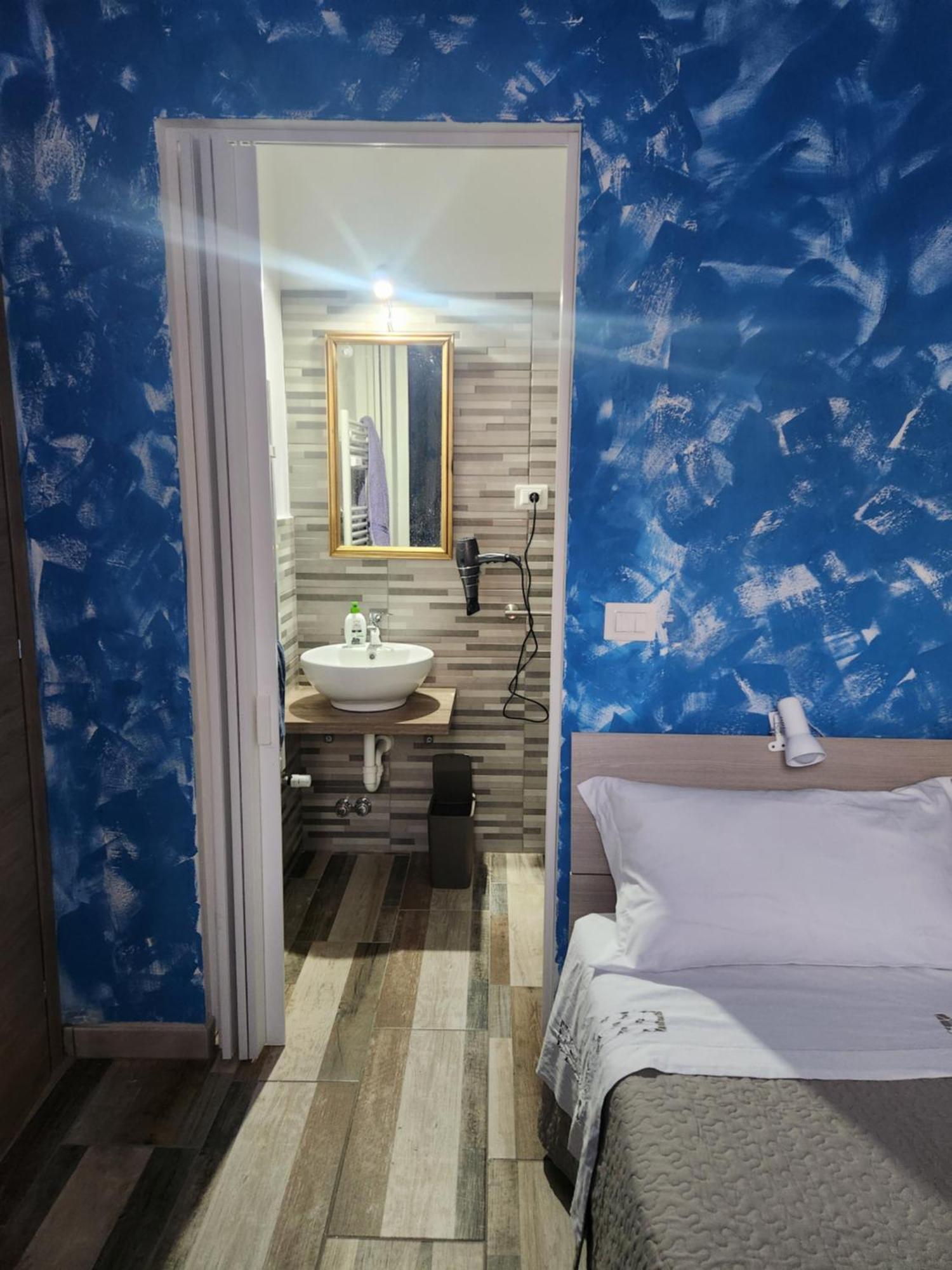 Casa Roxana Hotel Turin Exterior photo